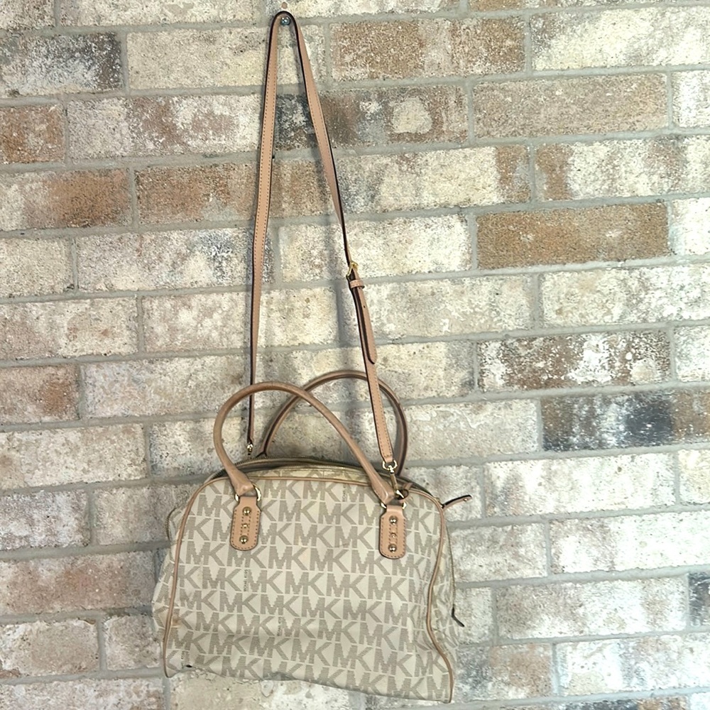 White Michael Kors purse